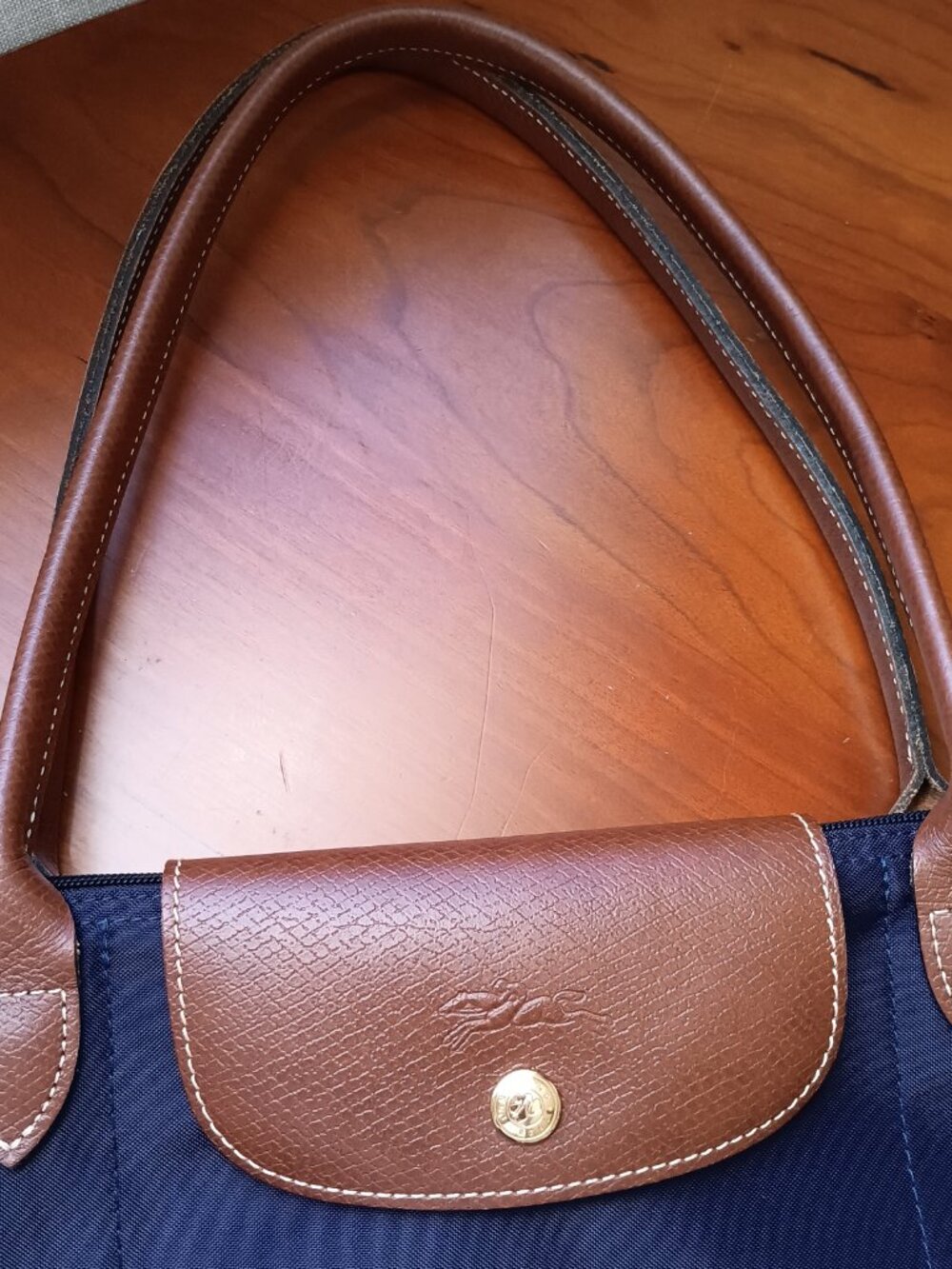 Pre-Loved Longchamp Le Pliage Navy-Deep Purple Medium Nylon Shoulder Bag. - Picture 2 of 15
